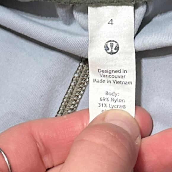 Lululemon Keep Moving Pant 7/8 High-Rise Heritage 365 Camo Dusky Lavender Multi - Picture 4 of 4